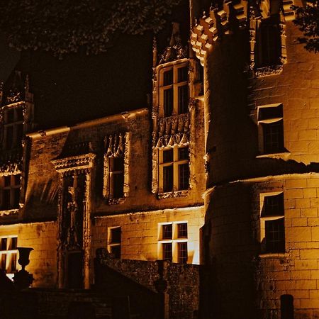 Chateau De Crazannes Exterior foto