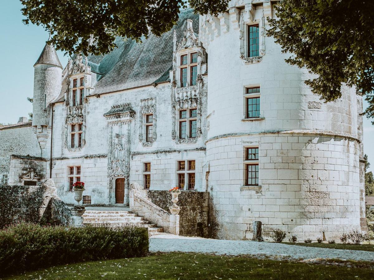 Chateau De Crazannes Exterior foto